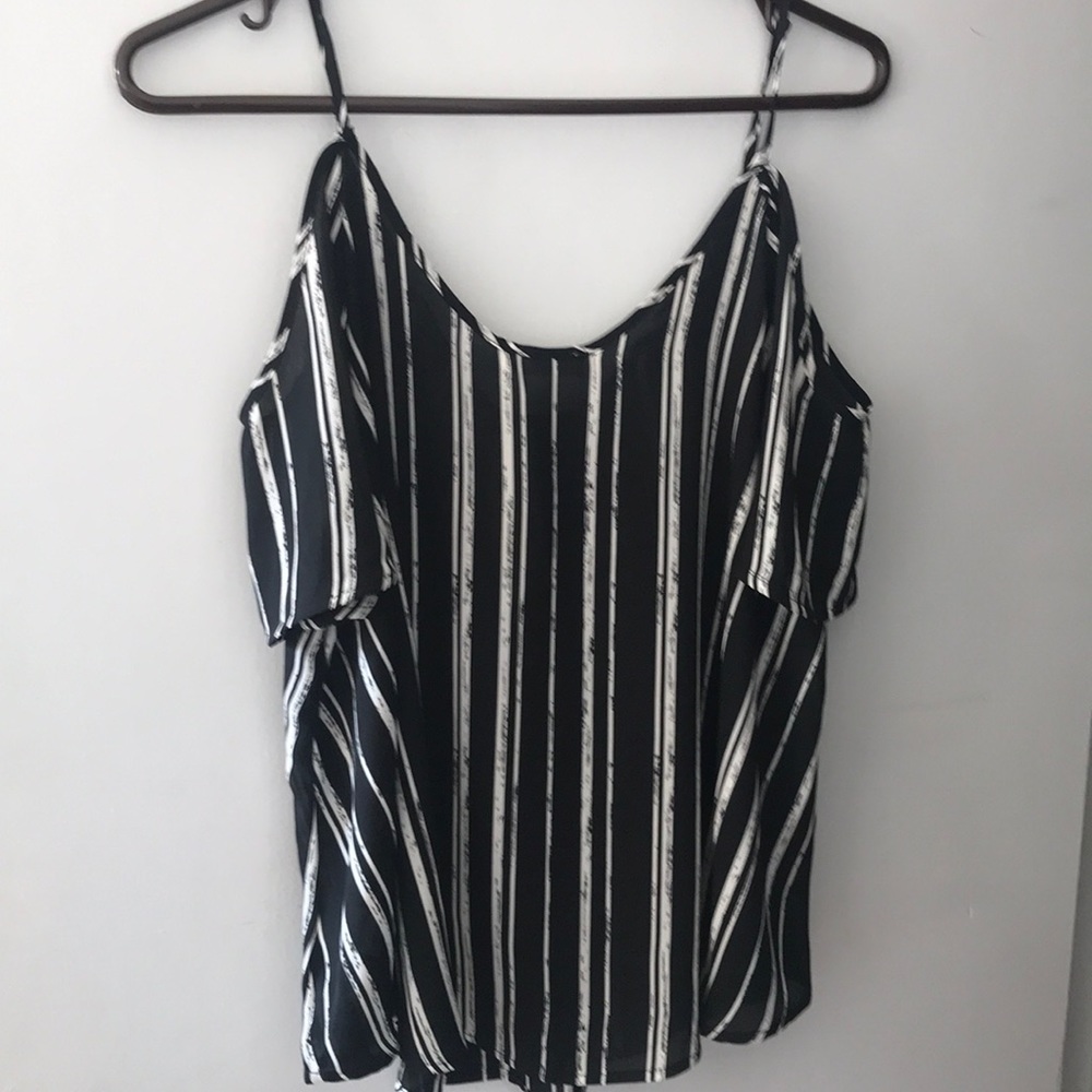 Top - Picture 2 of 3